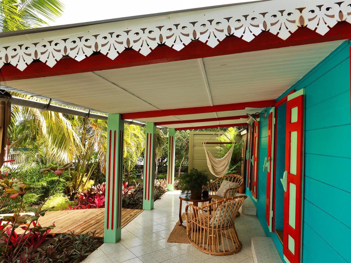 L'Incroyable Maison De Mamie Mechant Saint Philippe Bagian luar foto