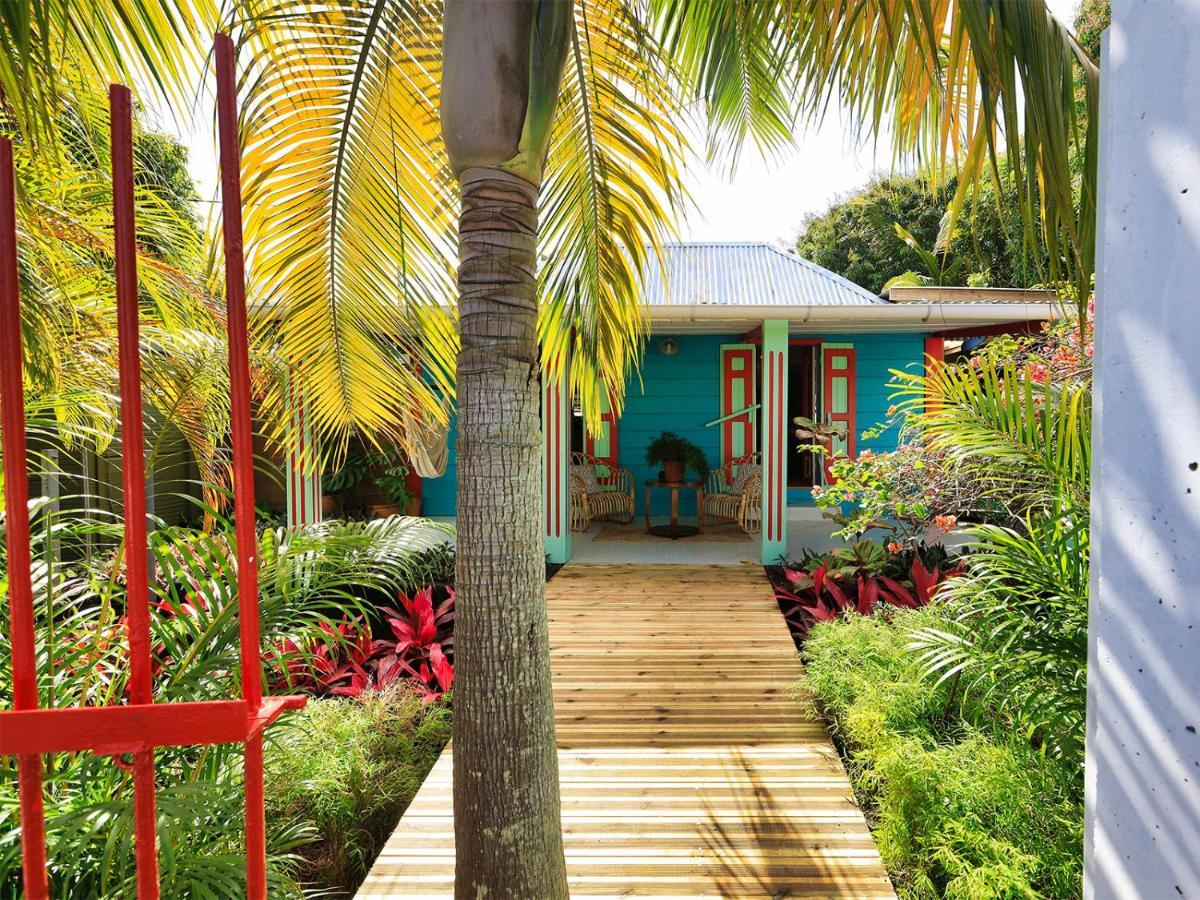 L'Incroyable Maison De Mamie Mechant Saint Philippe Bagian luar foto