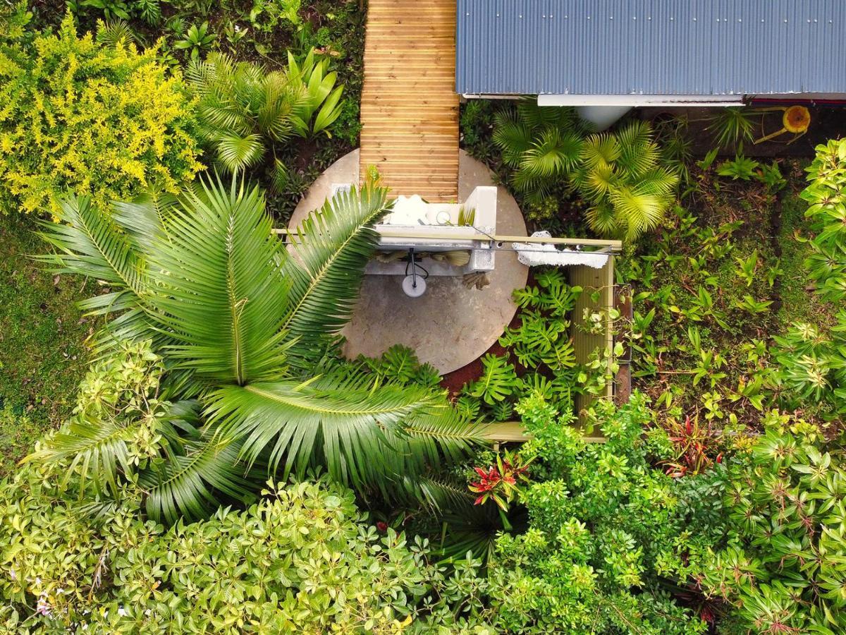 L'Incroyable Maison De Mamie Mechant Saint Philippe Bagian luar foto